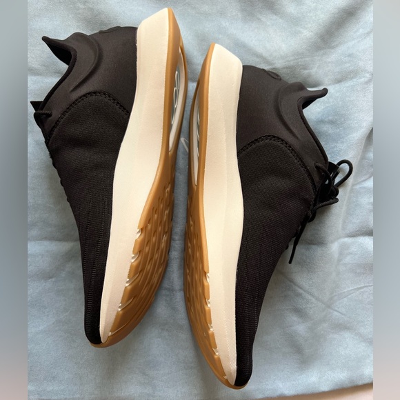 Saysh One
An Everyday, Multipurpose Shoe 👟 NEW - Picture 5 of 5